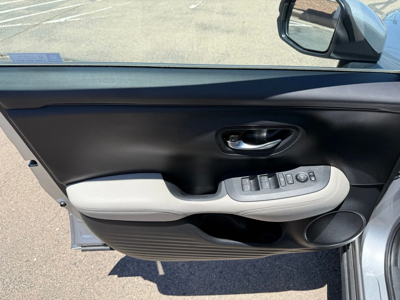 2023 Honda HR-V LX - Photo 11