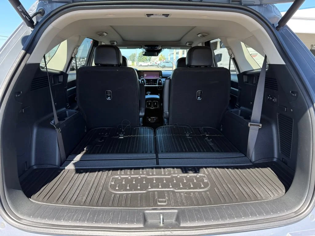 Certified Used 2023 Everlasting Silver Kia SX image 12