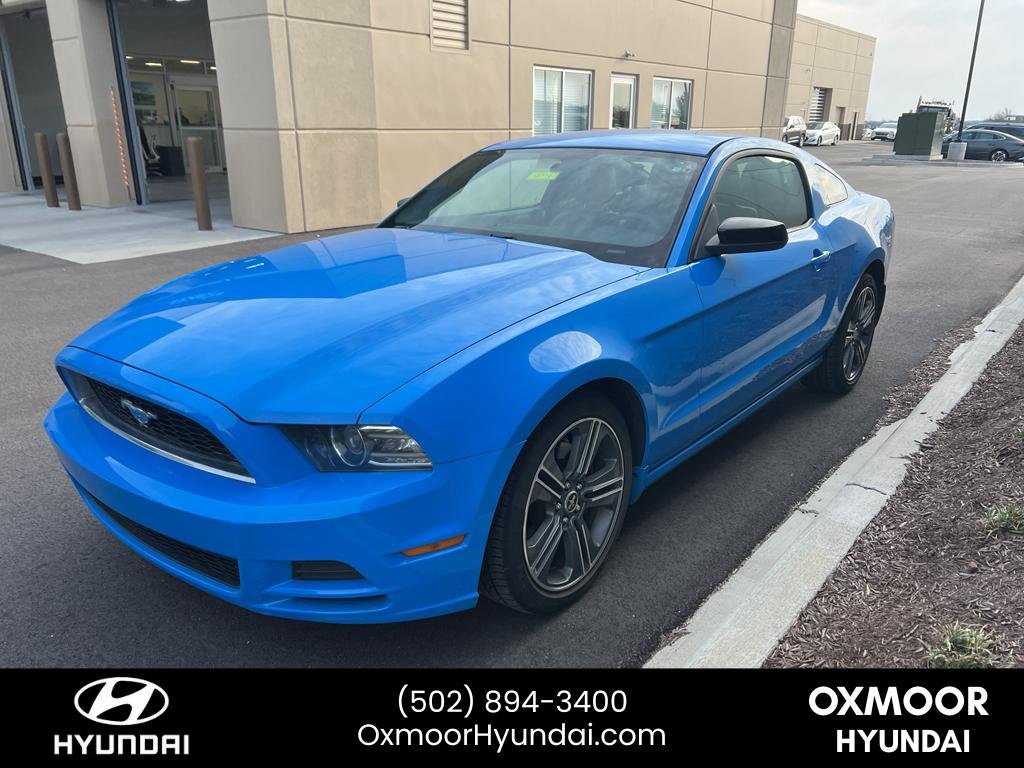 Used 2013 Ford Mustang V6 Premium with VIN 1ZVBP8AM5D5253101 for sale in Jeffersontown, KY