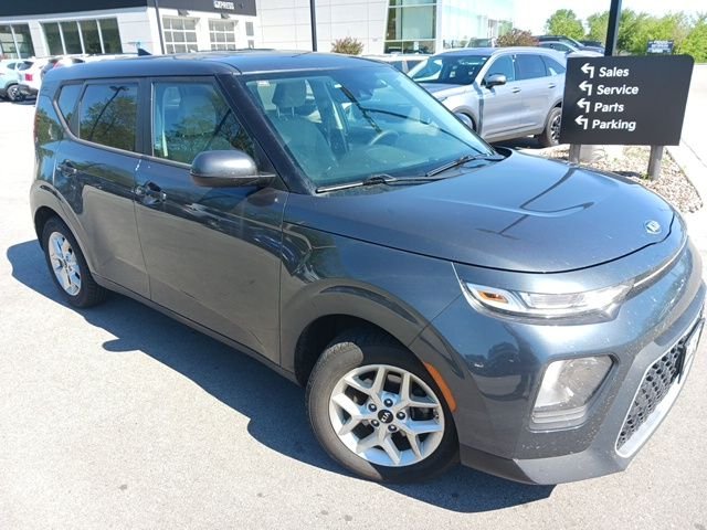 2021 Kia Soul 2.0L S IVT's photo