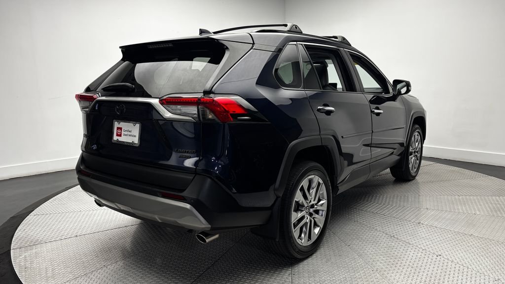 Used 2023  Toyota Limited image 38