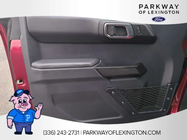 Used 2025 Red Ford Badlands image 12