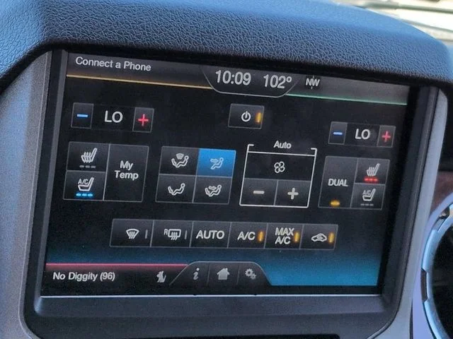 Used 2016 Black Ford XLT image 23