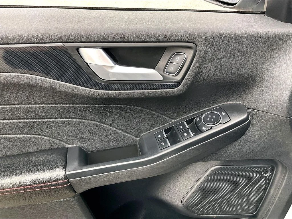 Used 2025 Silver Metallic Ford ST-Line Select image 36