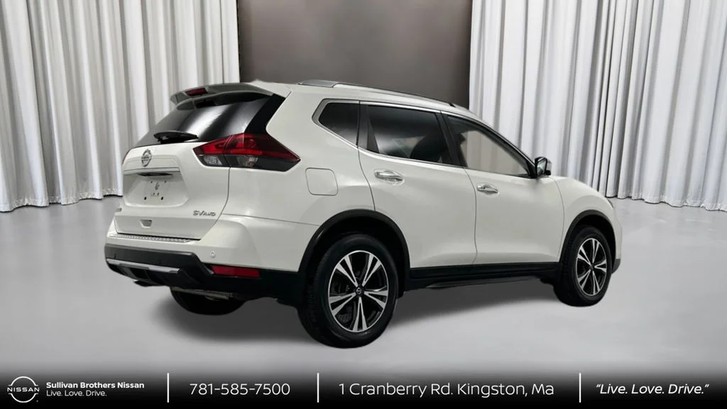 Used 2020 White Nissan SV image 5