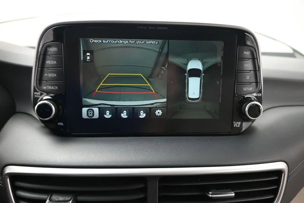 Used 2019 White Hyundai Ultimate image 22