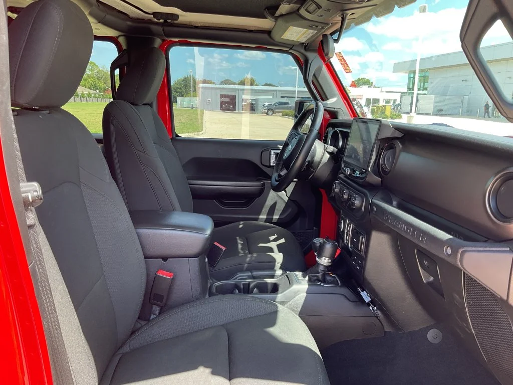 Used 2019 Red Jeep Unlimited Sport S image 17