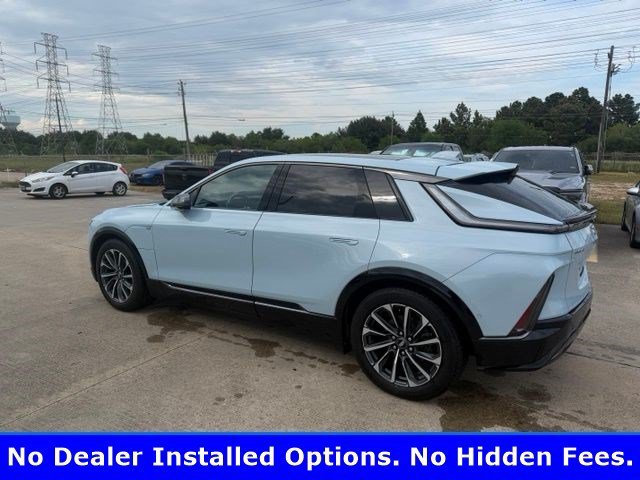 Used 2024 Nimbus Metallic Cadillac Sport image 4