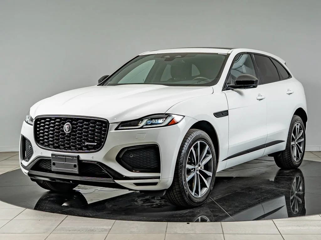 Used 2025 White Jaguar P250 R-Dynamic S image 1