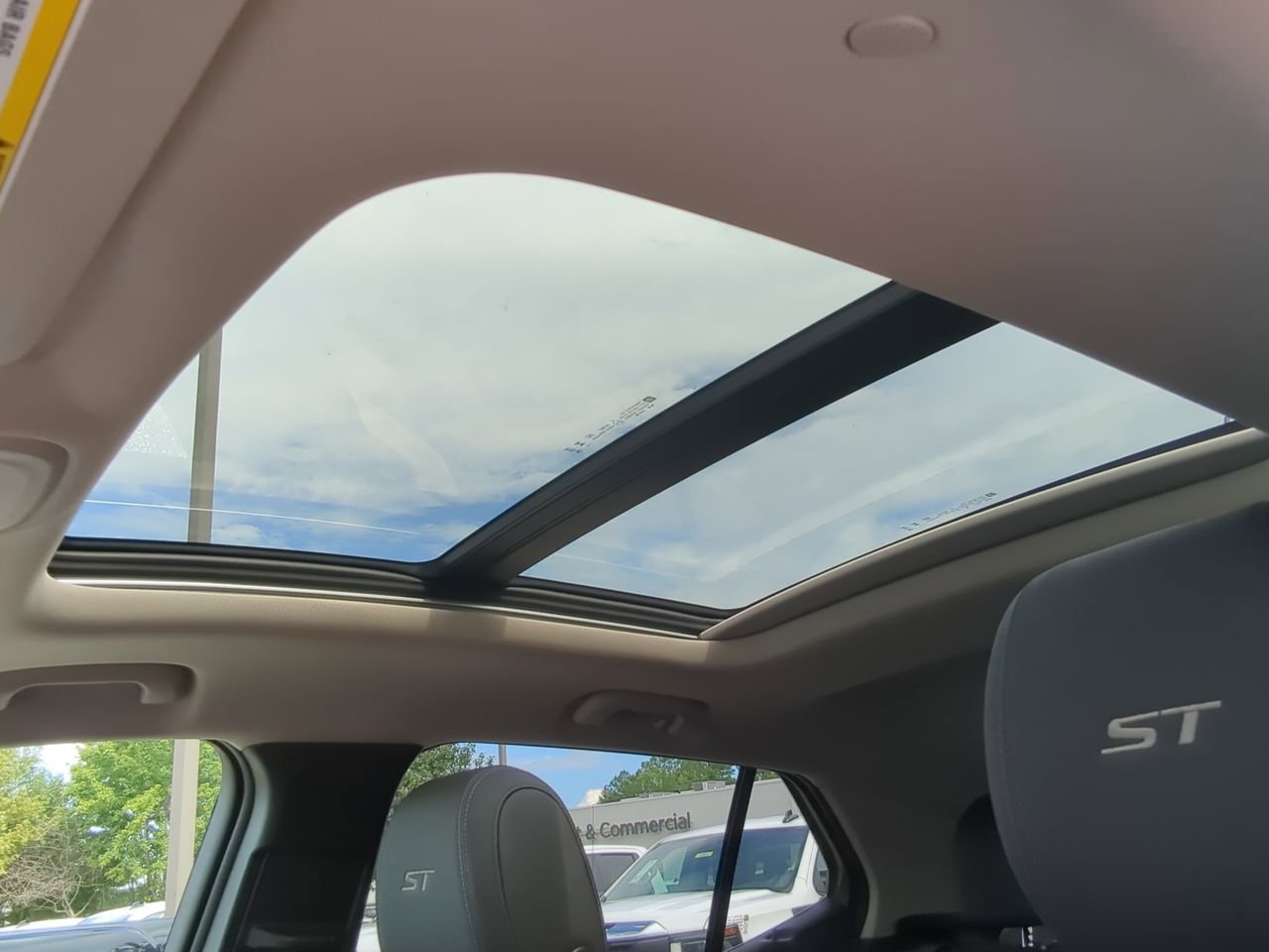 2026 Buick Encore GX Sport Touring - Photo 18