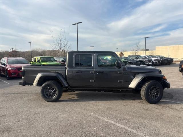 New 2026 Granite Crystal Metallic Clear-Coat Exterior Paint Jeep Sport S image 10