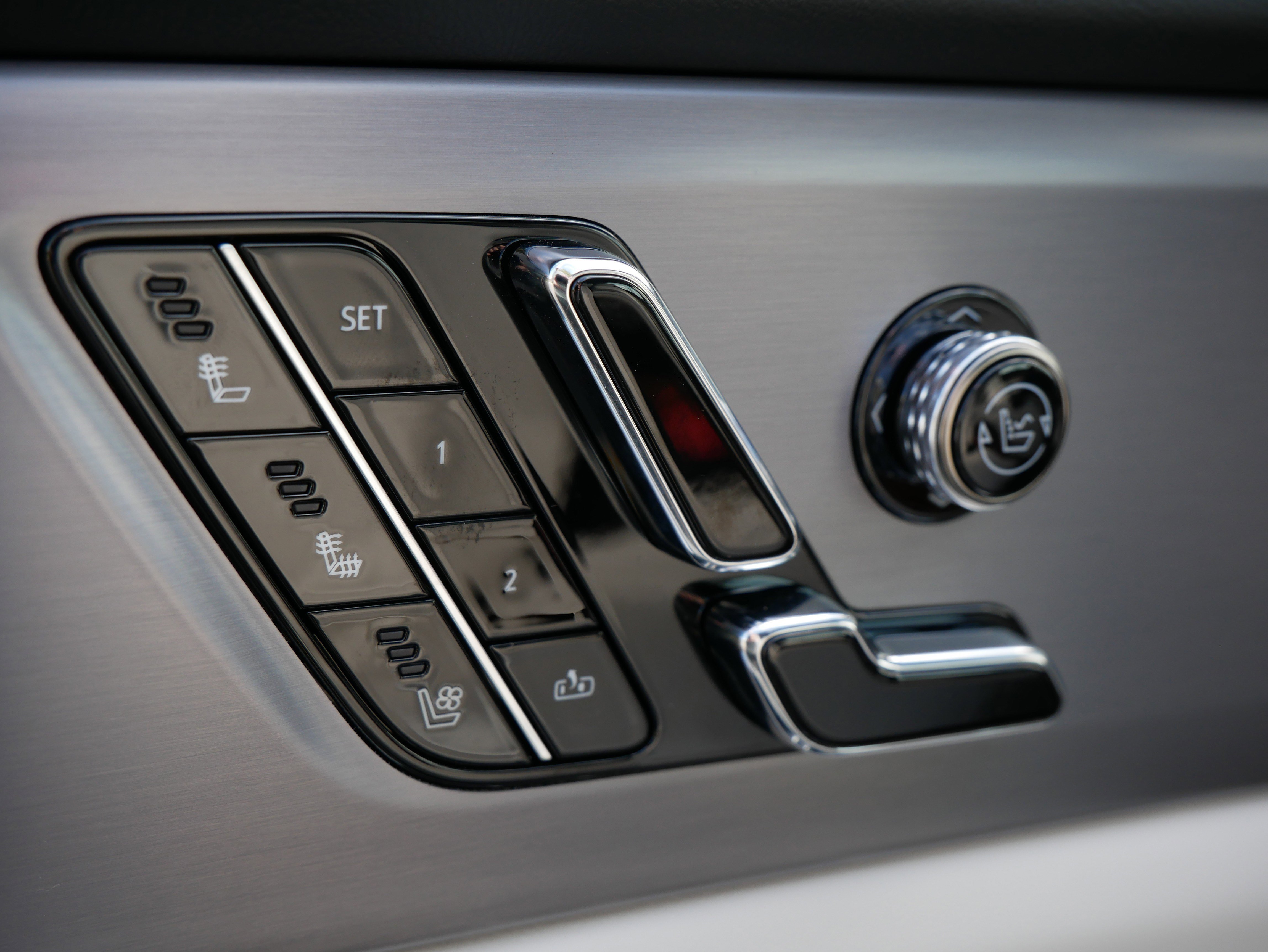 New 2026 Argent Silver Metallic Cadillac Sport image 17