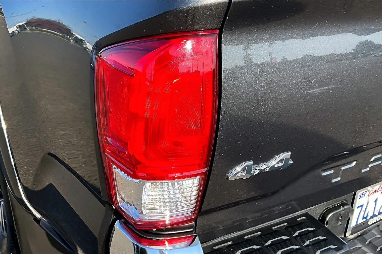 Used 2017 Magnetic Gray Metallic Toyota SR5 image 28