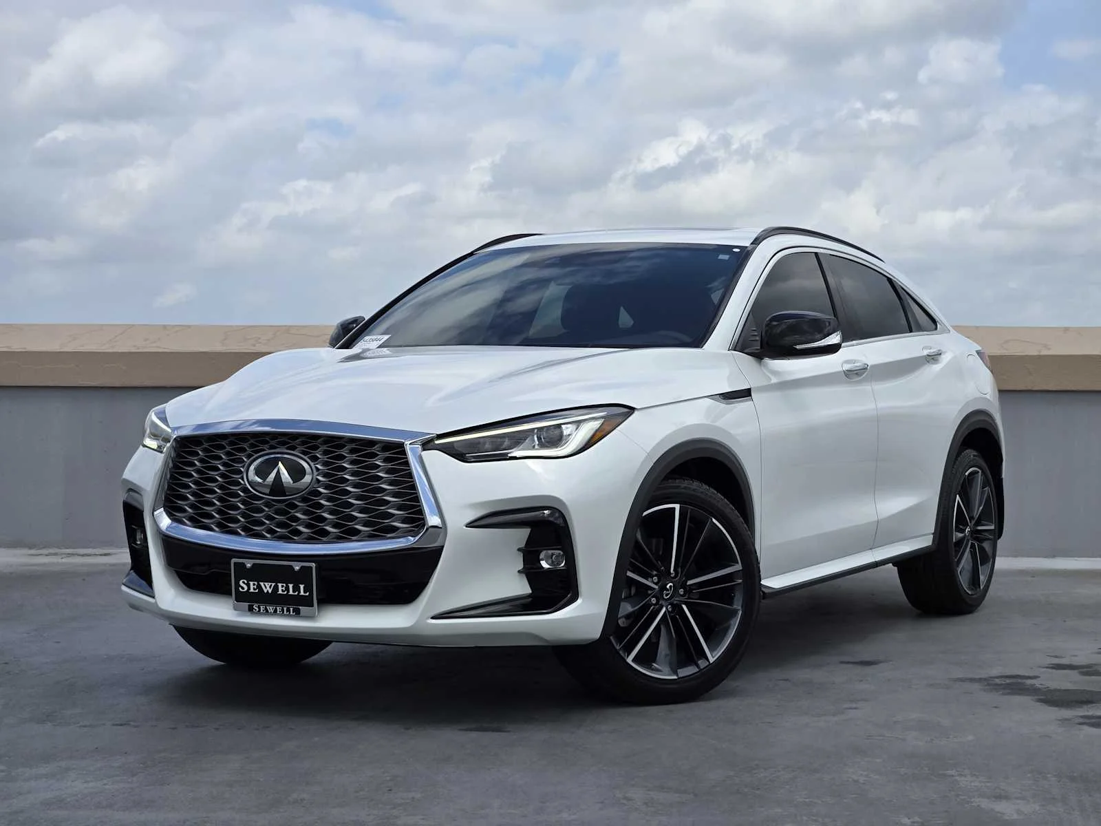 2025 INFINITI QX55 LUXE
