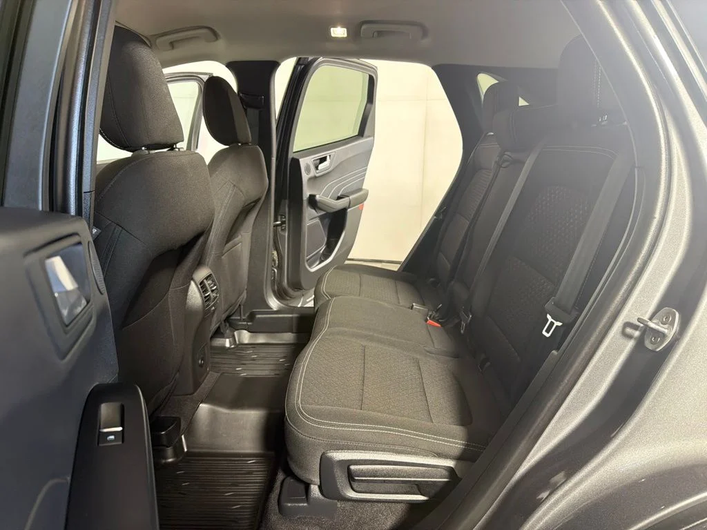 Used 2024 Gray Ford Active image 19