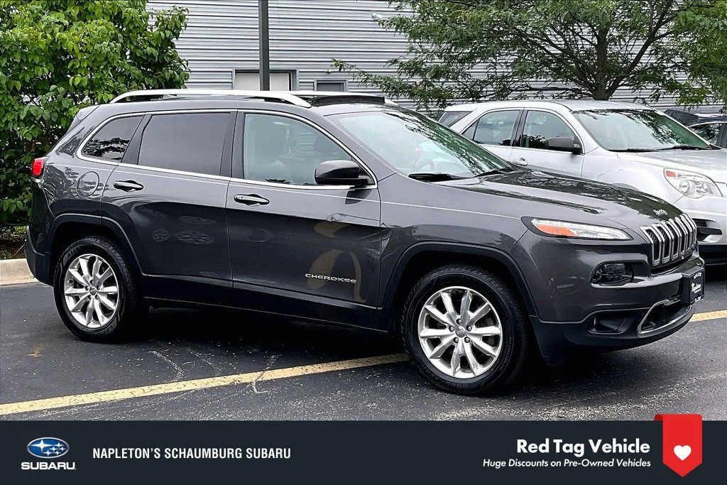 Used 2016 Gray Jeep Limited image 1