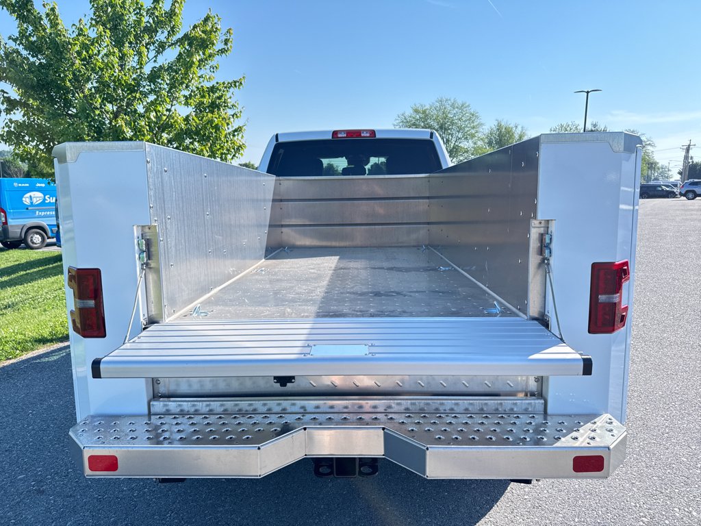 New 2026 Bright White Clear-Coat Exterior Paint RAM Tradesman image 14