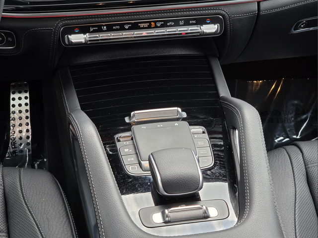 Used 2025 Black Mercedes-Benz GLS 580 image 14