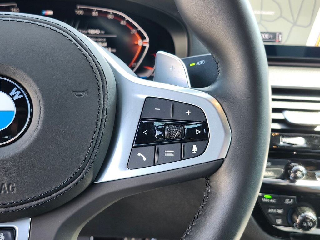 Certified Used 2023 Gray BMW 540i xDrive image 30