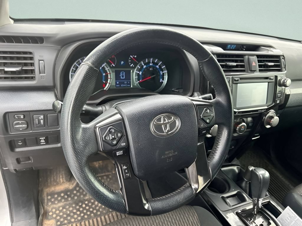 Used 2016 Classic Silver Metallic Toyota Trail image 19