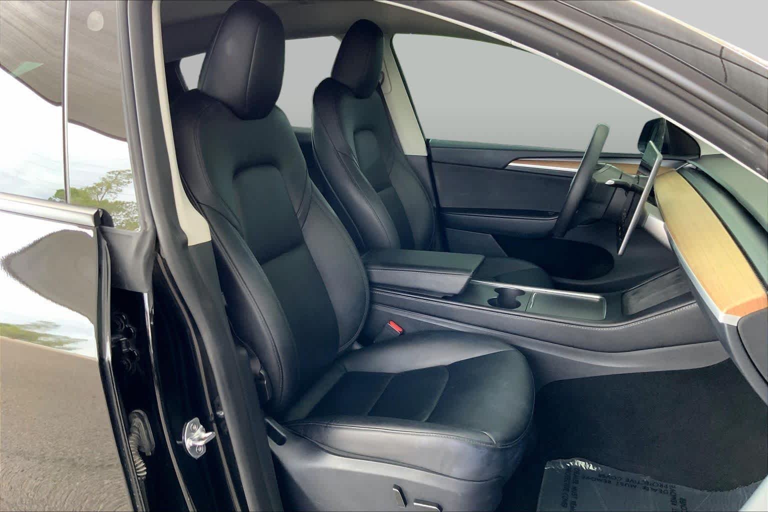 Used 2024 Stealth Grey Tesla Long Range image 8