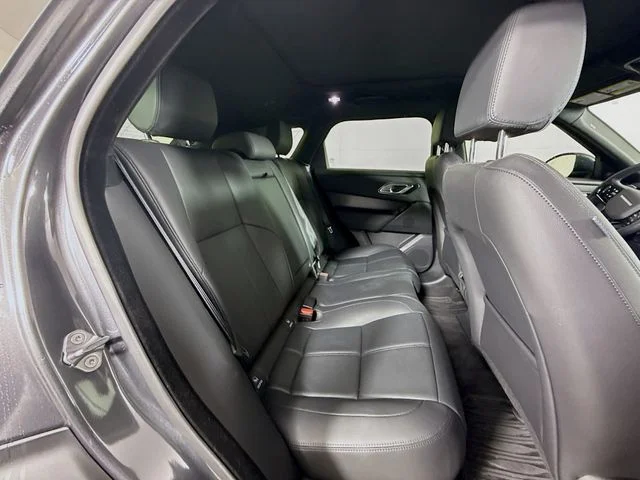 Used 2026 Carpathian Grey Premium Metallic Land Rover Dynamic SE image 29