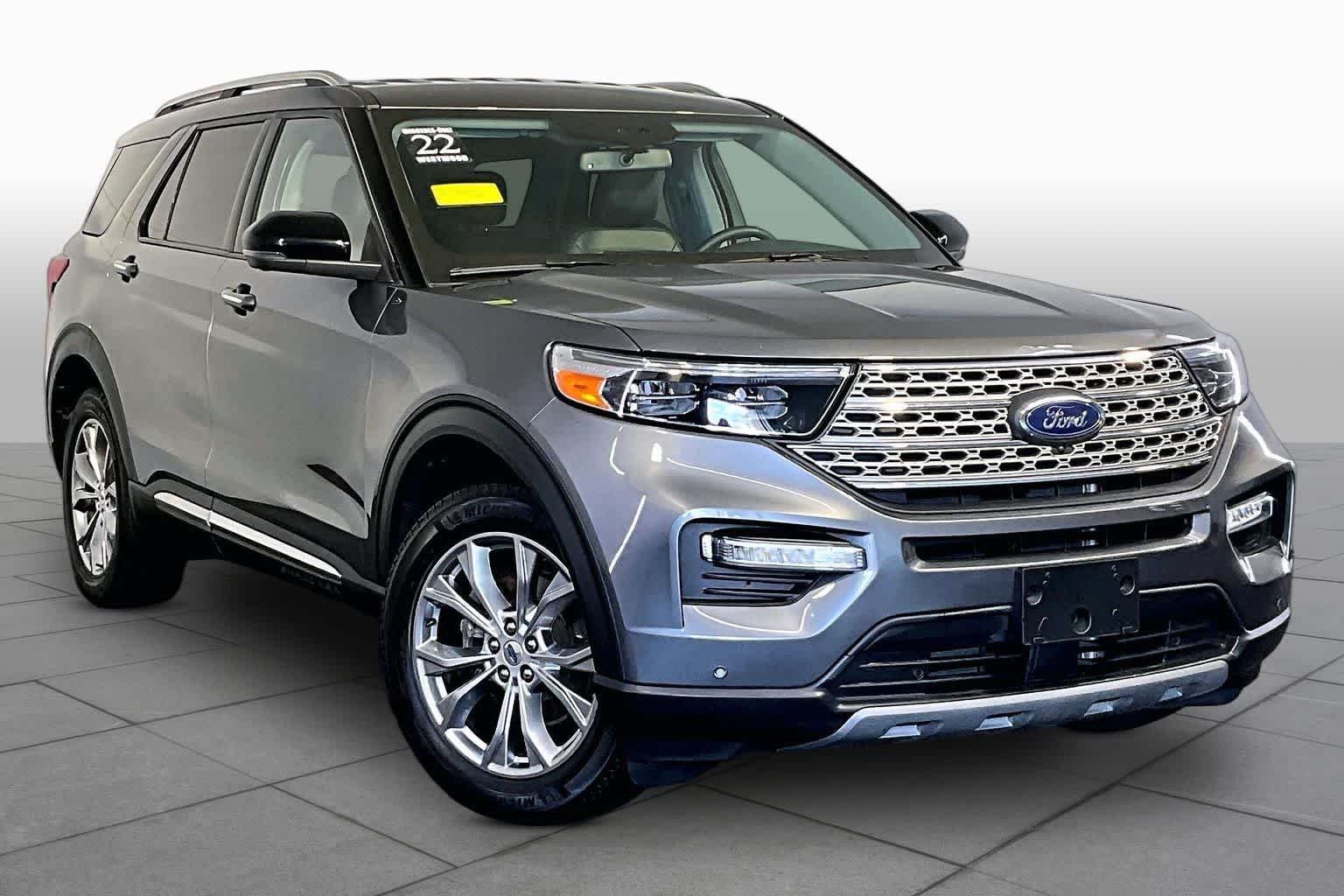 Used 2022 Carbonized Gray Ford Limited image 3