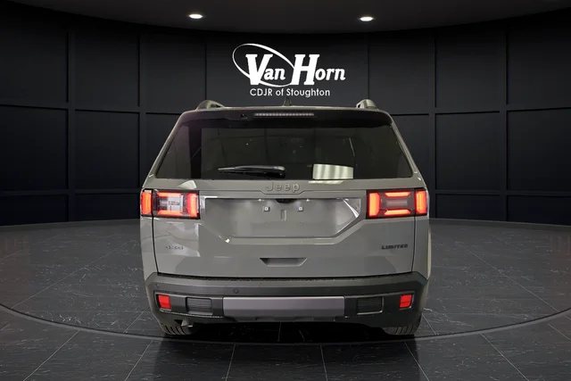 New 2026 Sting-Gray Clear-Coat Exterior Paint Jeep Limited image 6