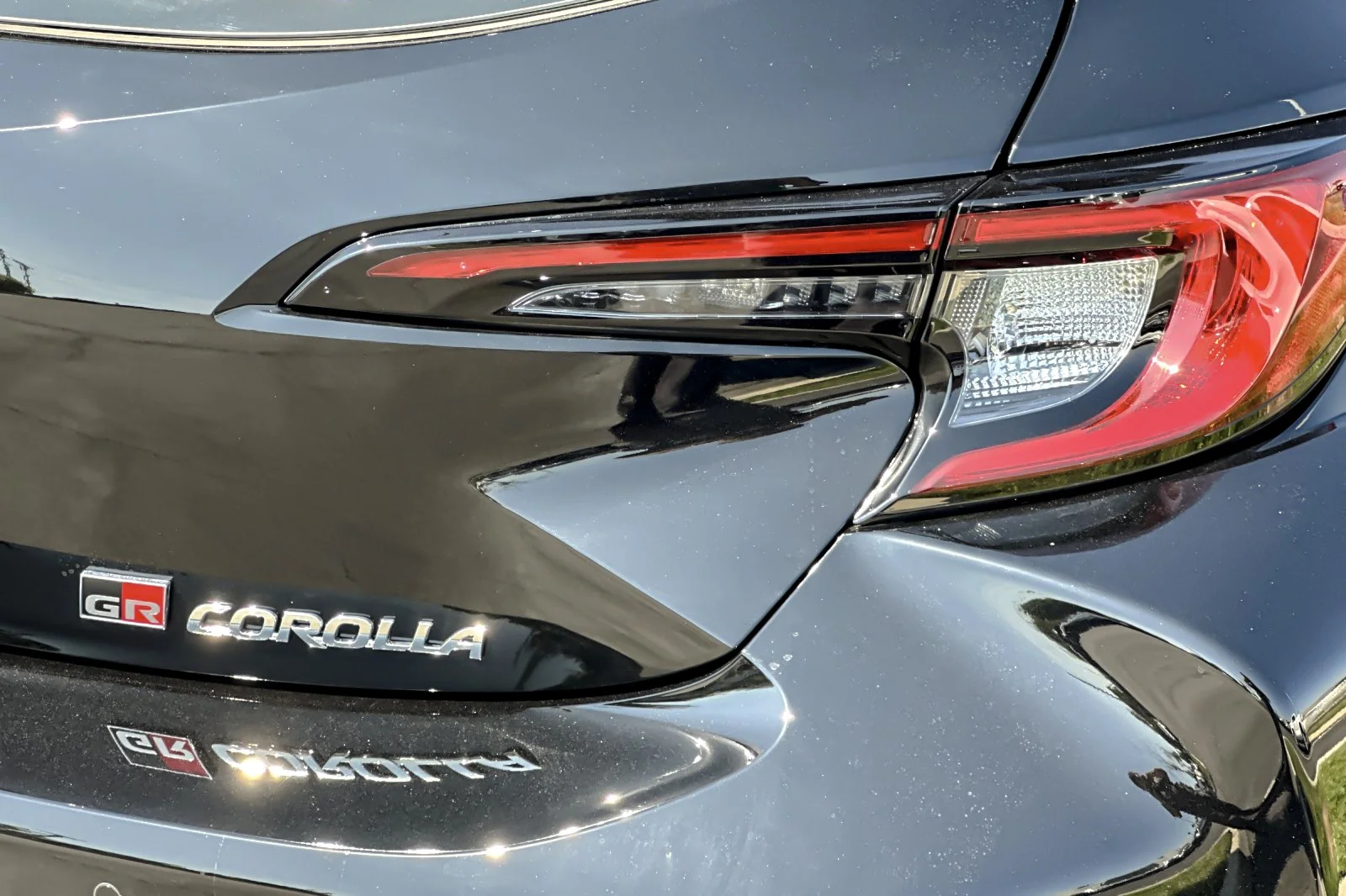 New 2026 Black Toyota  Premium Plus DAT image 31