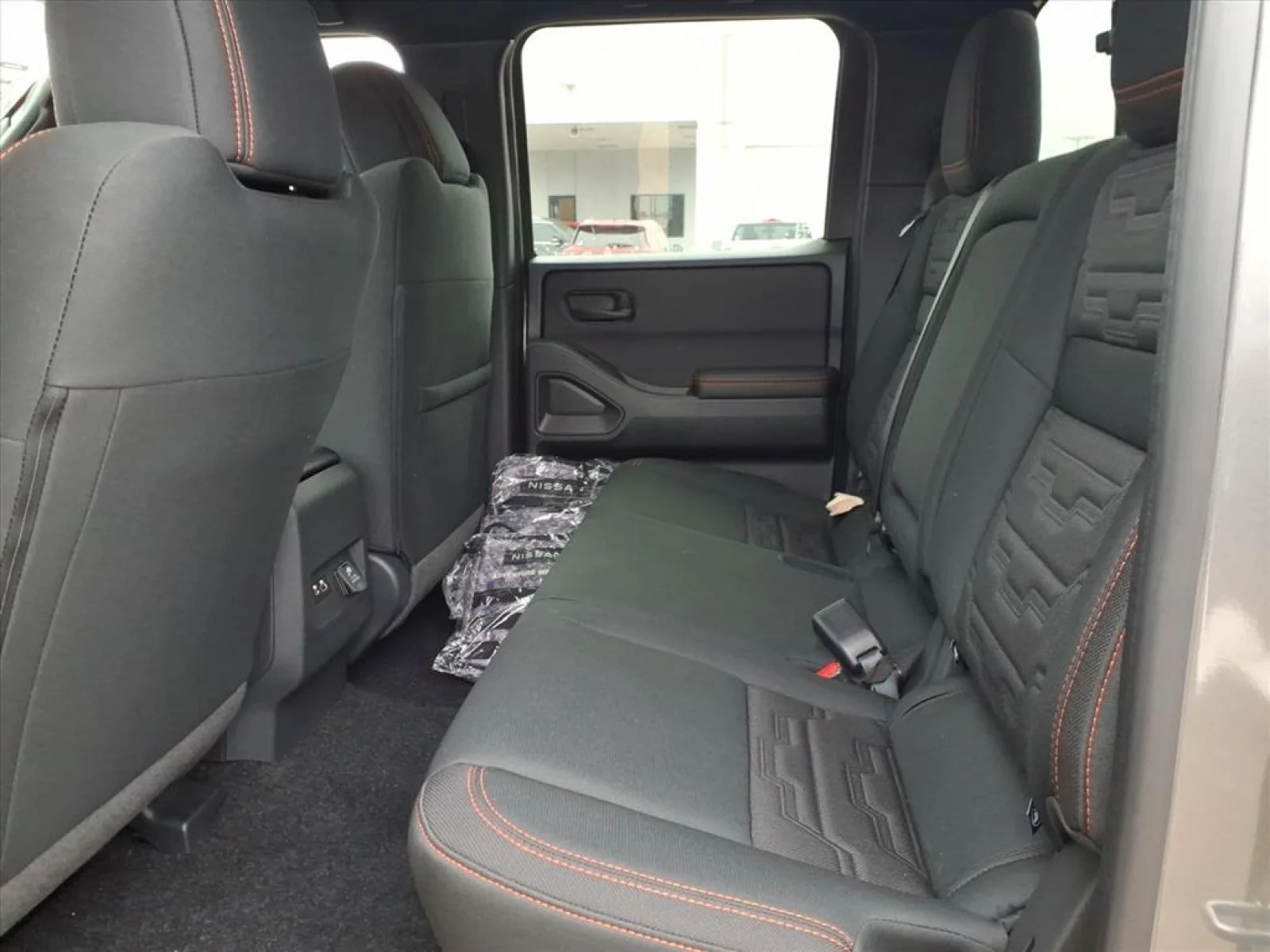 2026 Nissan Frontier Crew Cab PRO-4X® - 9