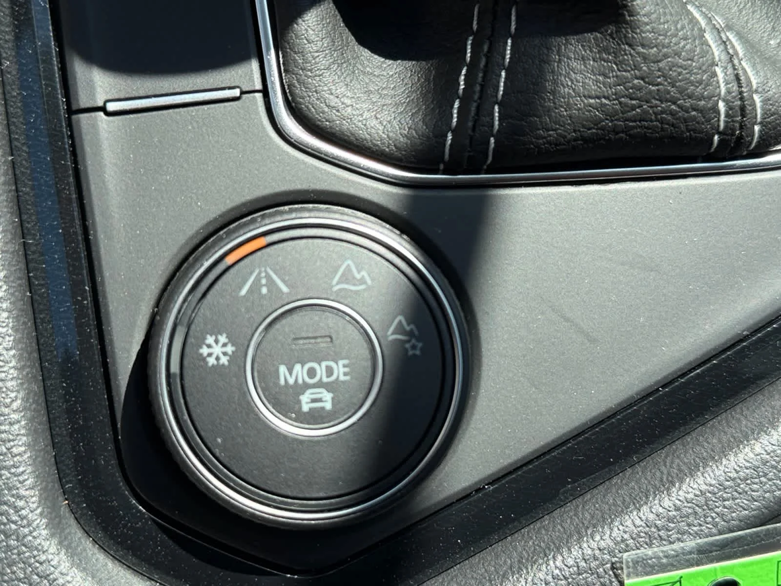 2026 Volkswagen Taos SE Black - Photo 18