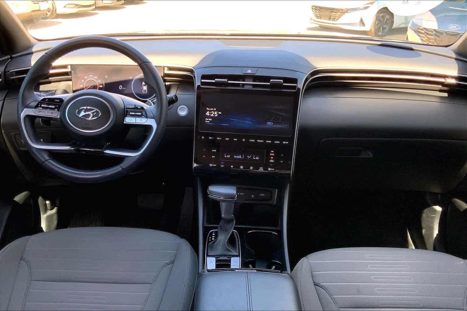 Used 2023 Phantom Black Hyundai SEL Premium image 16