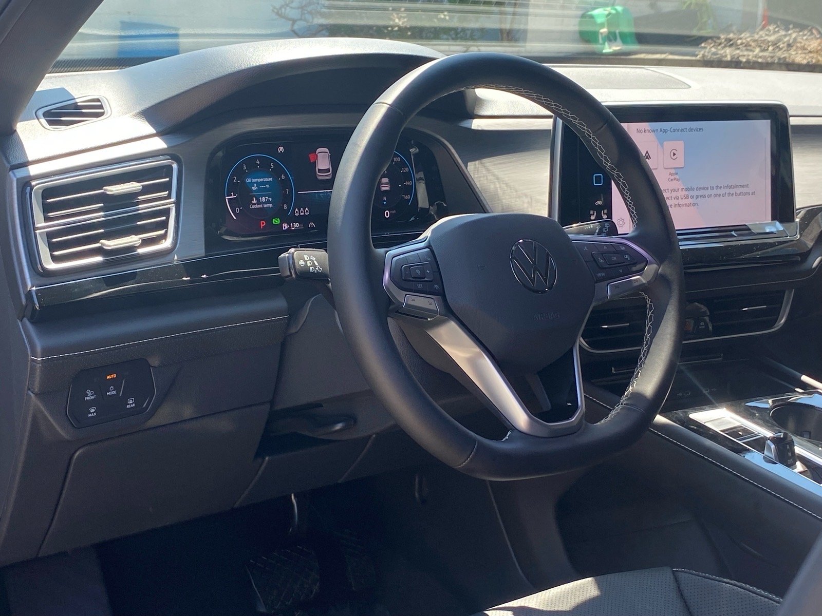 New 2026 Gray Volkswagen 2.0T SE w/Technology image 7