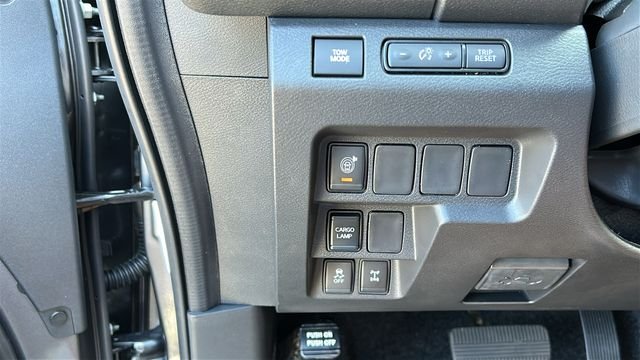 New 2026 Gray Nissan PRO-4X image 22