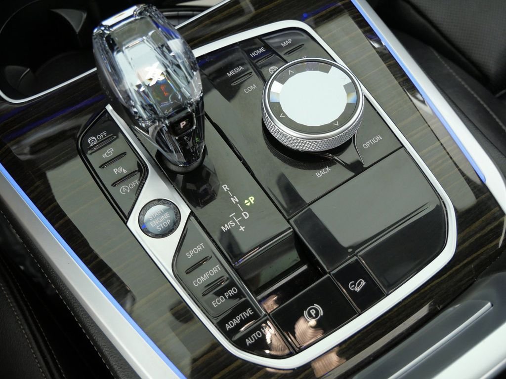 Used 2020 Jet Black BMW xDrive40i image 48