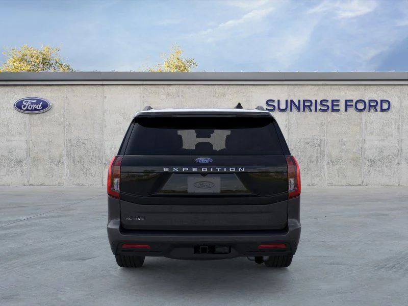 New 2025 Dark Matter Gray Metallic Ford Active image 5