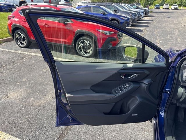 New 2026 SAPPHIRE BLUE PEARL Subaru Limited Hybrid image 18