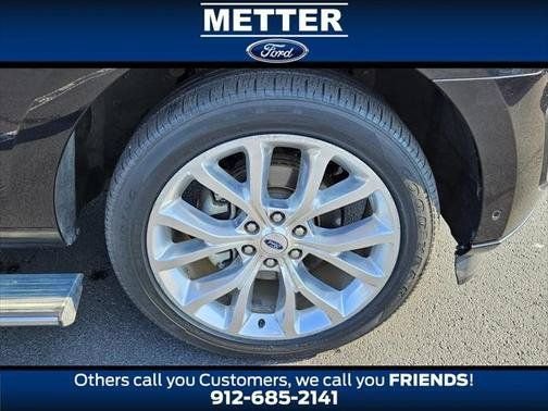 Used 2019 Black Ford Platinum image 14
