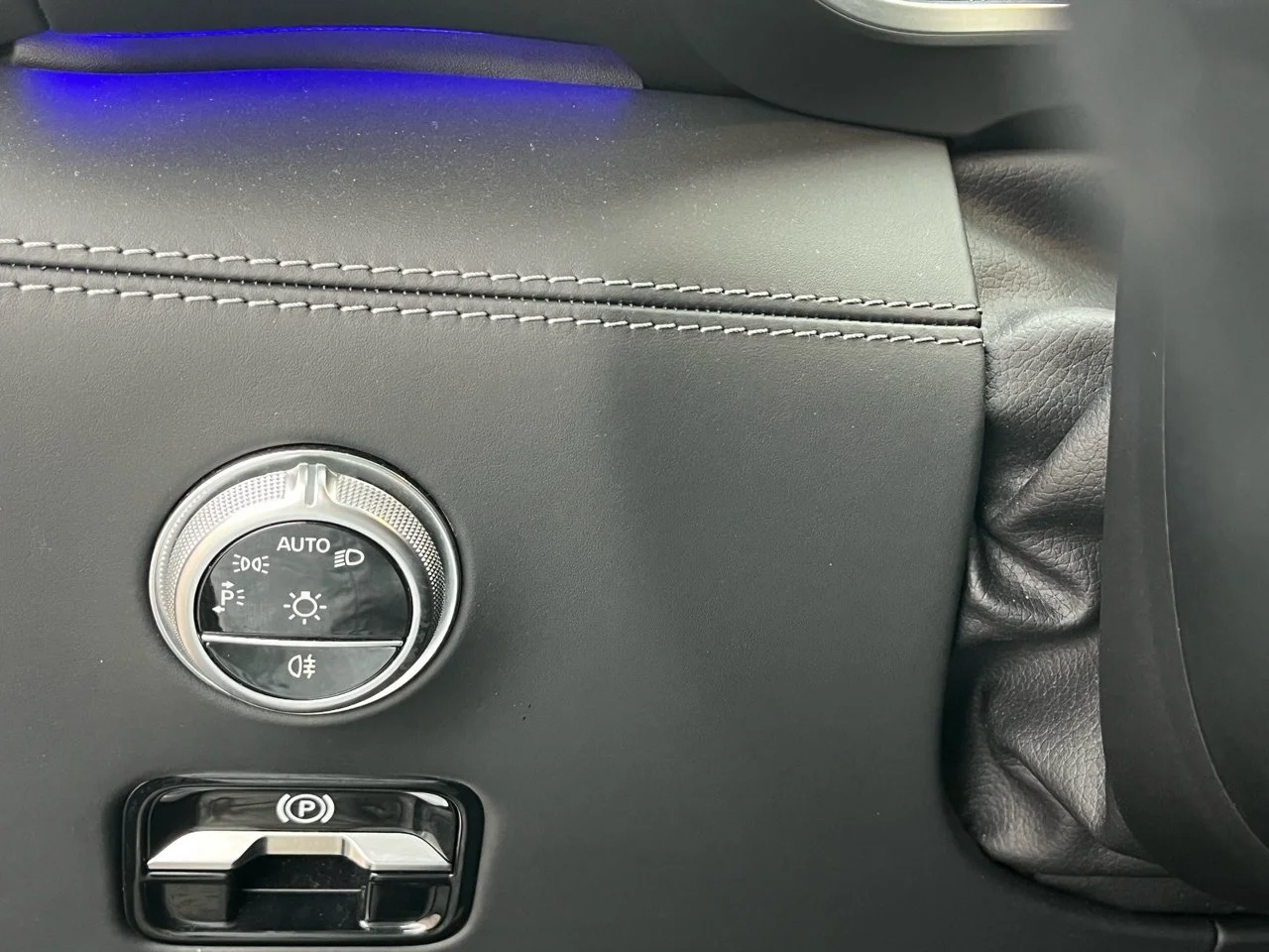 Used 2022  Mercedes-Benz SL 55 AMGÂ® image 28