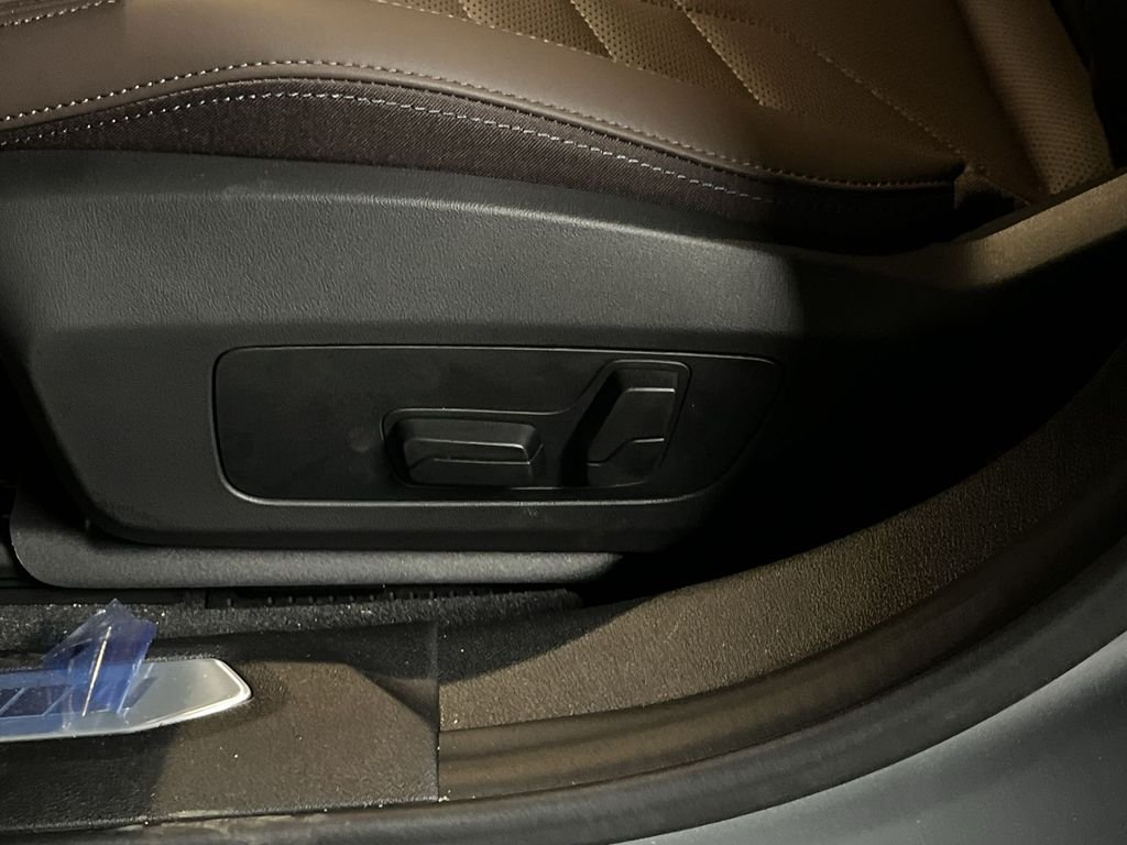 2025 BMW 2 Series M235 - Photo 12