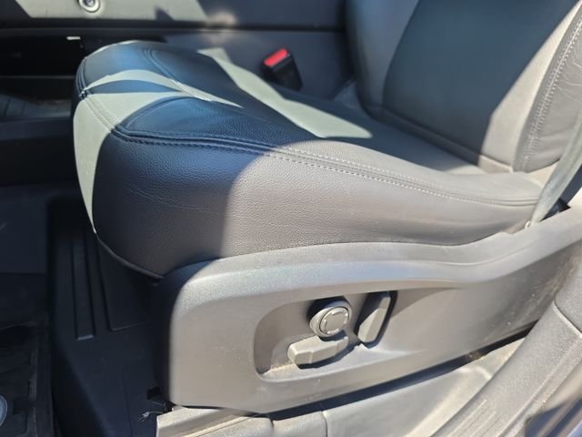 Certified Used 2024 Gray Land Rover S image 32
