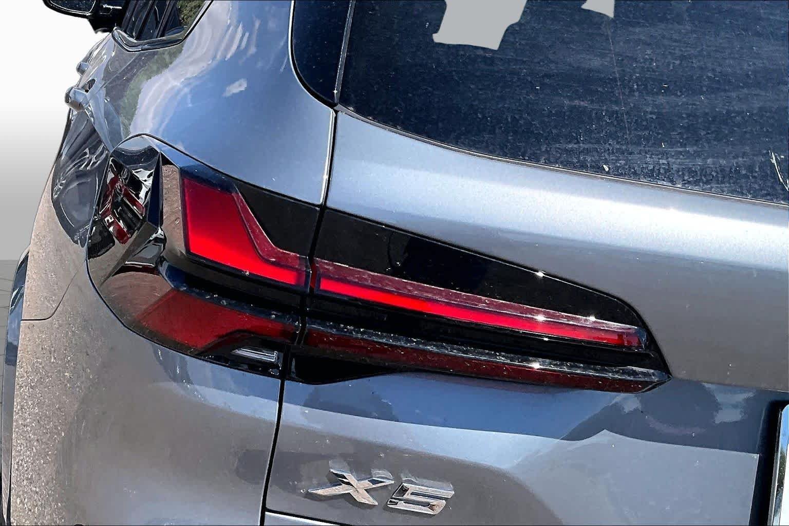 New 2026 Skyscraper Grey Metallic BMW xDrive50e image 14