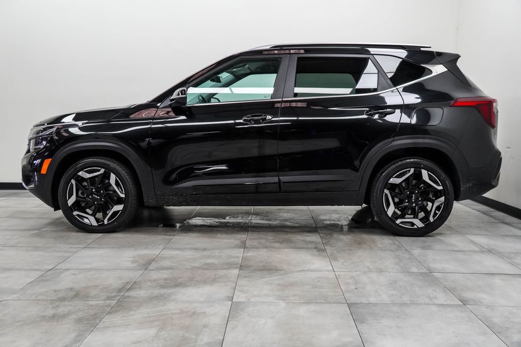 Used 2024 Black Kia SX image 10