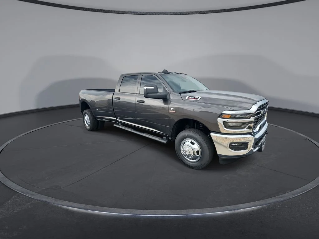 New 2026 Granite Crystal Metallic Clear-Coat Exterior Paint RAM Tradesman image 2