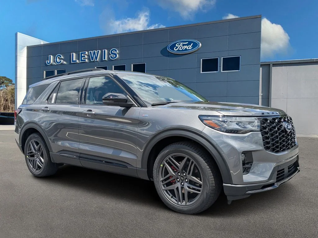 New 2026 Carbonized Gray Metallic Ford ST-Line image 1