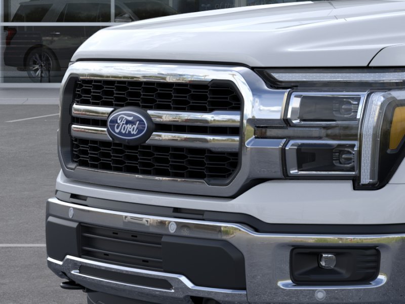 New 2026 Oxford White Ford Lariat® image 46
