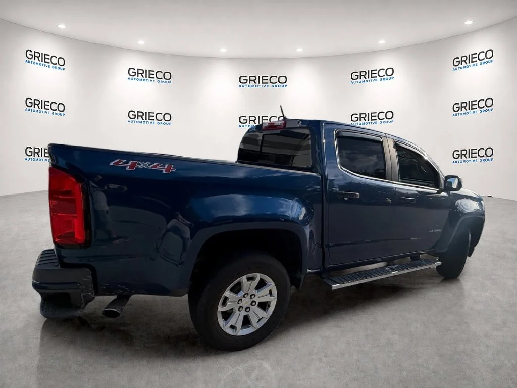 Used 2019 Blue Chevrolet LT image 7