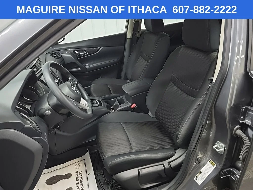 Used 2018 Gray Nissan S image 29
