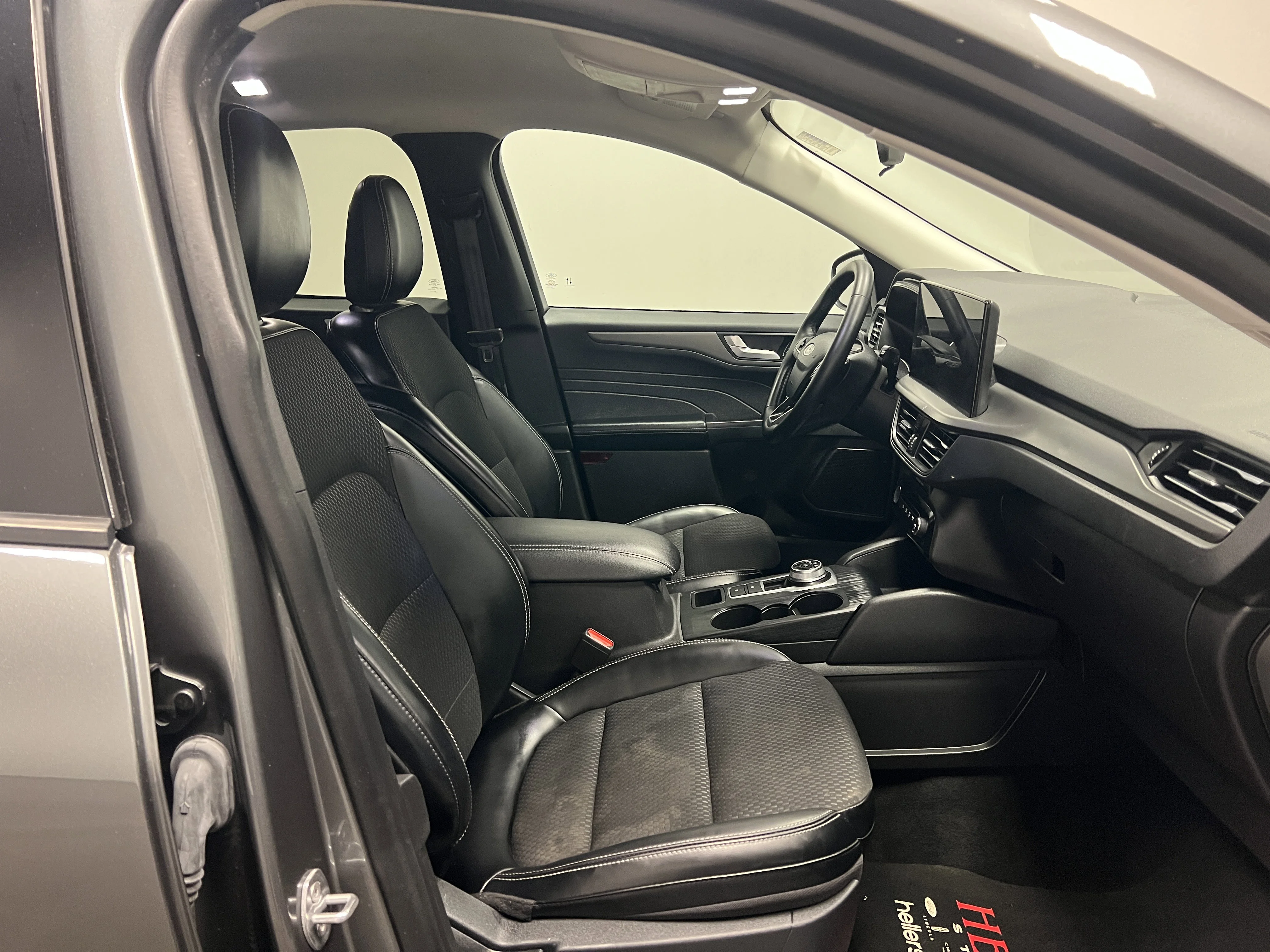Used 2024 Carbonized Gray Metallic Ford PHEV image 15