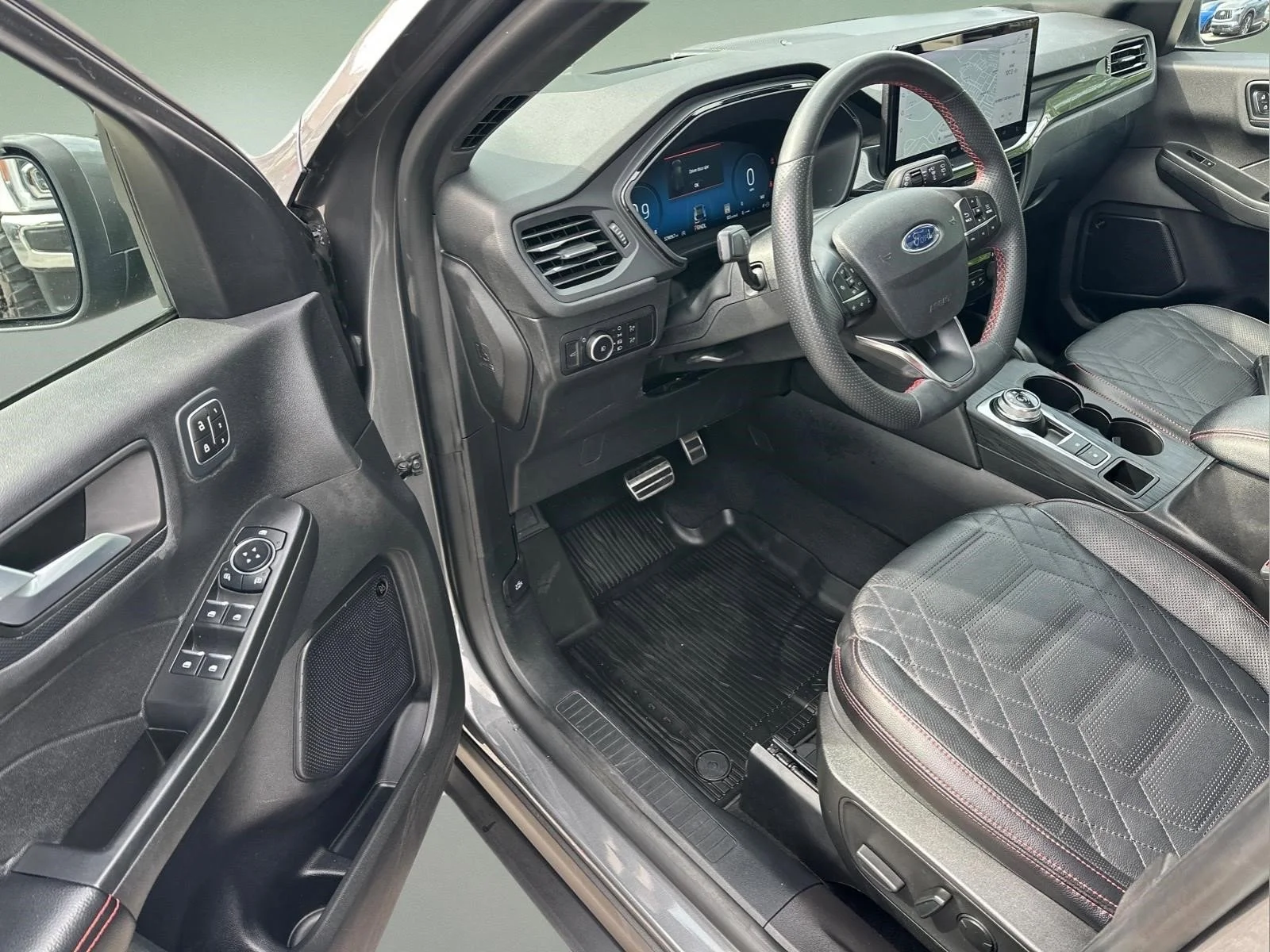 Used 2023 Gray Metallic Ford ST-Line Elite image 9